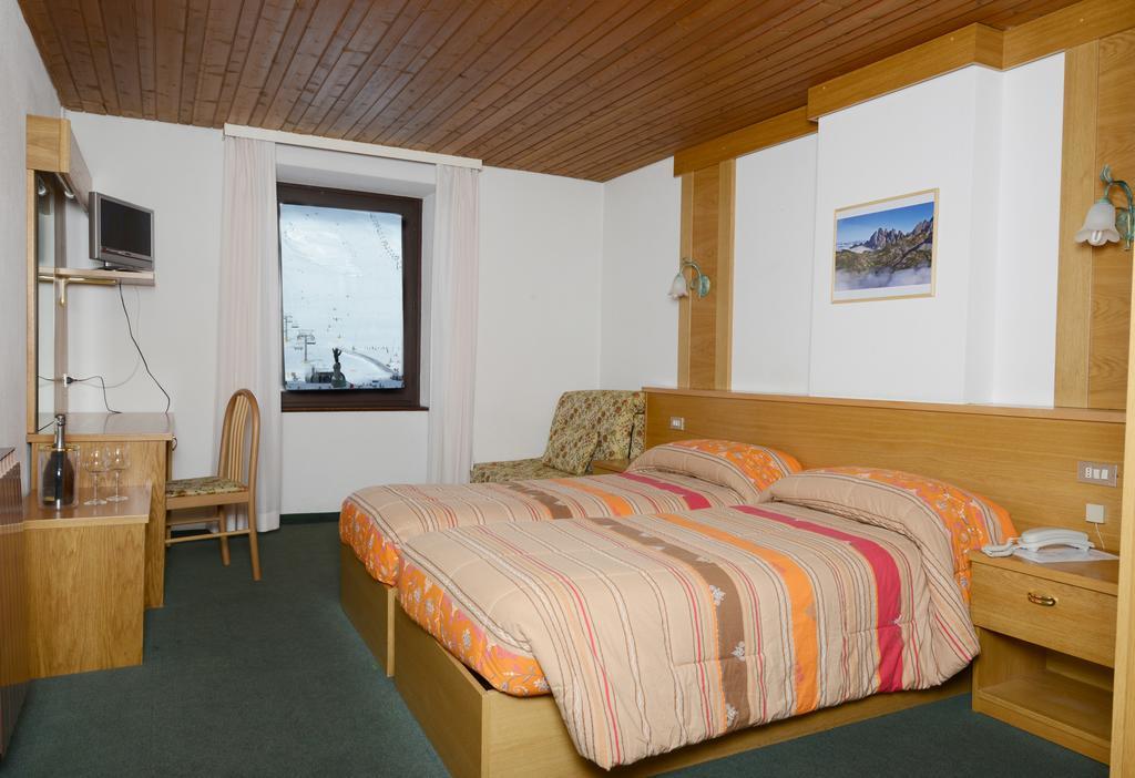Savoia Hotel Passo del Tonale Pokój zdjęcie